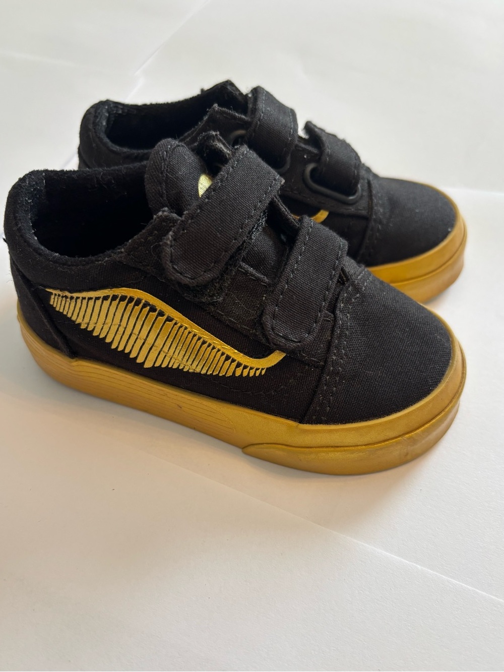 Toddler Harry Potter Vans Old Skool Sneakers 5C Golden Snitch